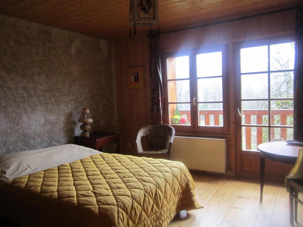 Crouzet Bed & Breakfast Bagian luar foto